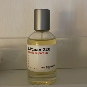 Parfym sample inspirerad av PDM althair  - Säljer parfym sampels. 1,2,3,4,5ml.   Hör av dig så kommer vi överens om ett billigt och bra pris!