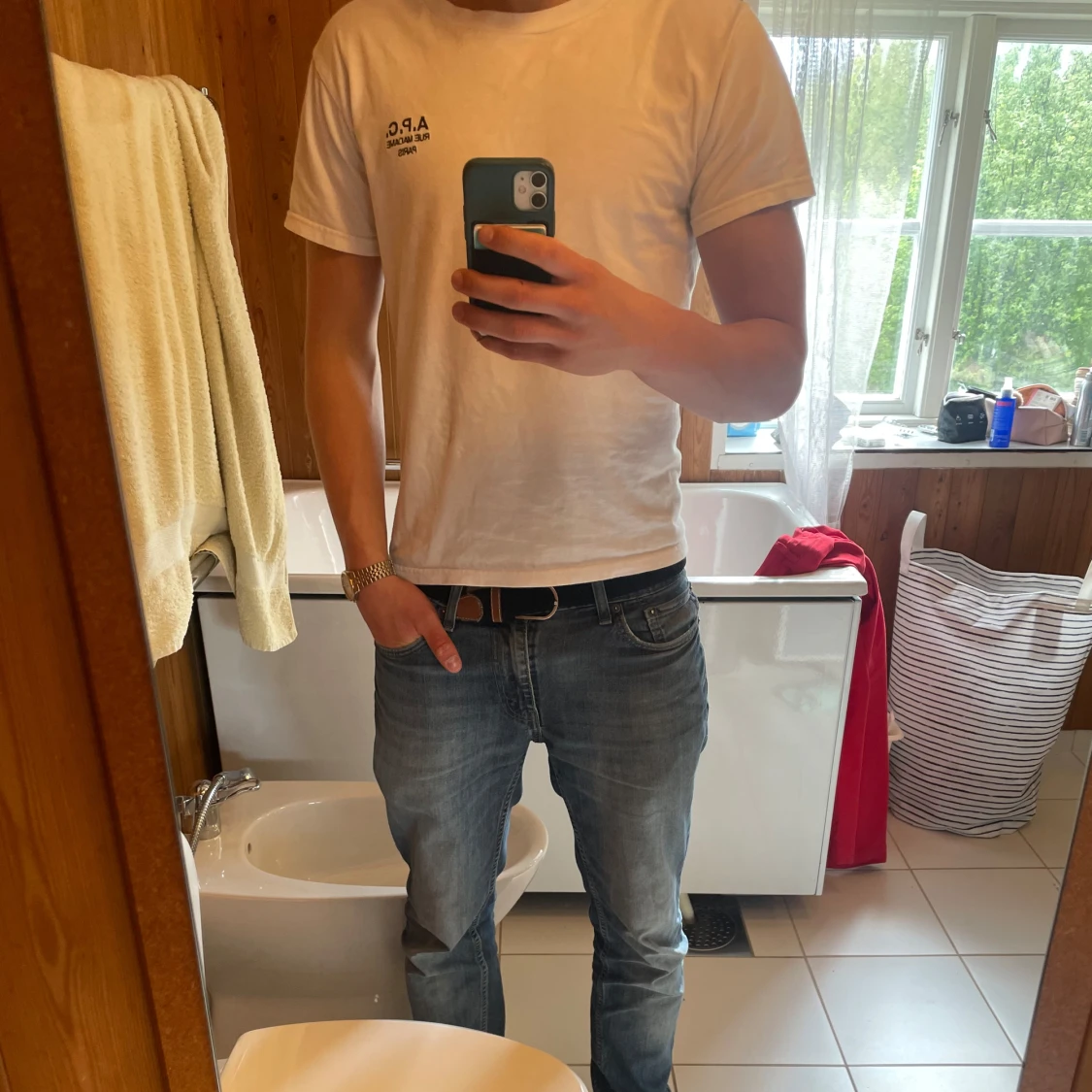 Vit t-shirt från A.P.C.