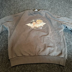 Vintage Angels mörkgrå- Fiorucci - Använd ett fåtal gånger. Passar inte mig eller min stil längre Original pris 1505kr