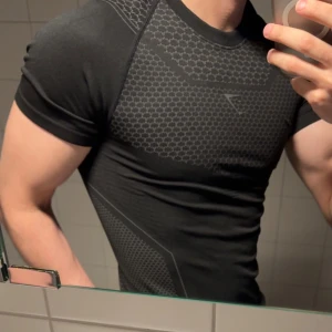 Gymshark Onyx V4 - Storlek: S Skick: nästan helt ny   Pris: 999 kr  🛍️   Skicka gärna meddelande vid intresse – finns bara 1 kvar
