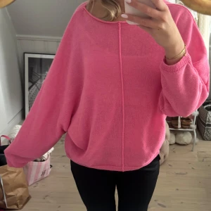 Rosa tröja  - Superfin rosa tröja som knappt är använd!