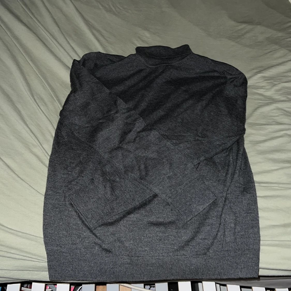 Mörkgrå merino polotröja These Glory Days - 1