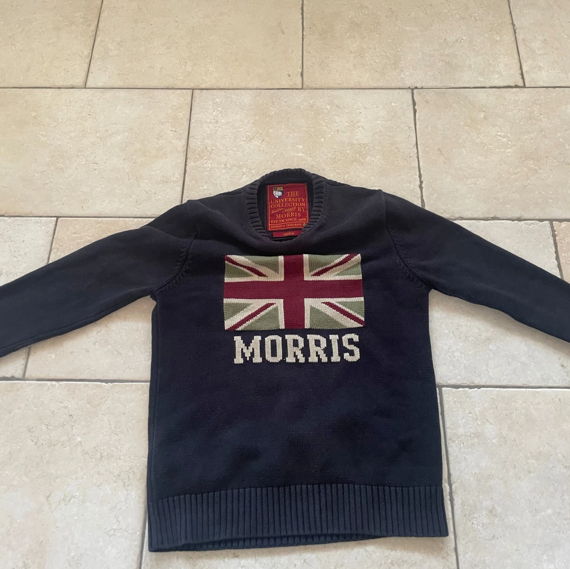 Mörkblå stickad tröja Morris - 1