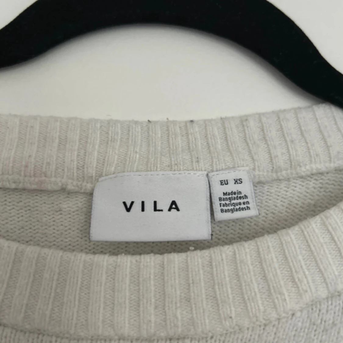 Vit stickad tröja från Vila - 1