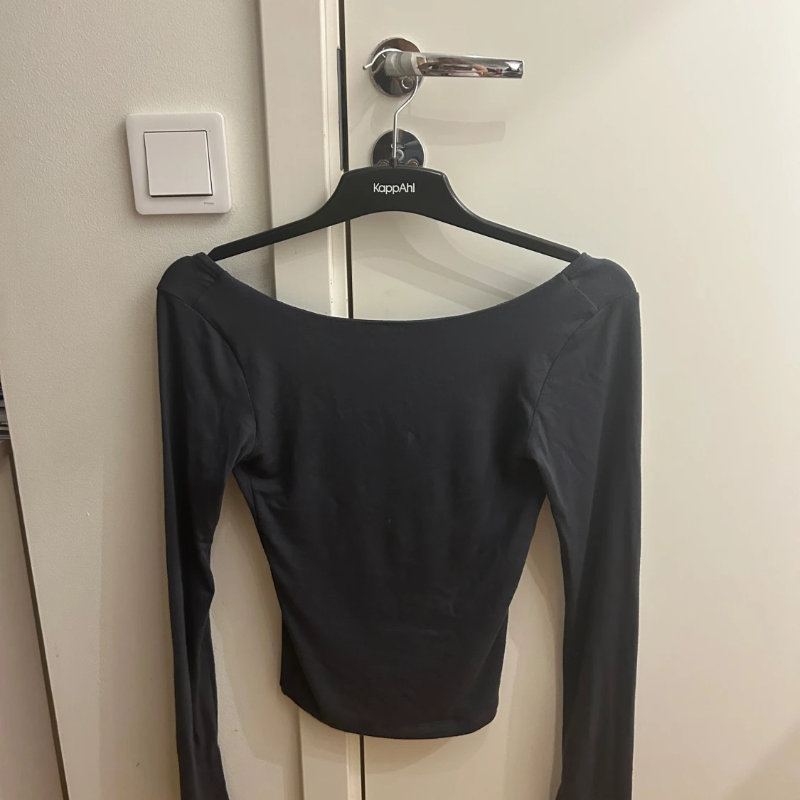 Grå långärmad topp från Missay