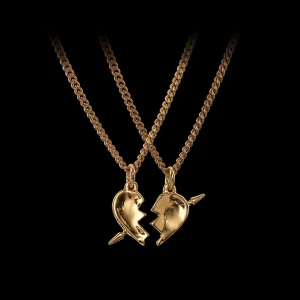 You & me halsband❣️  - Jag säljer den med pilen neråt! (Nytt skick och man får med boxen) Längd 45cm