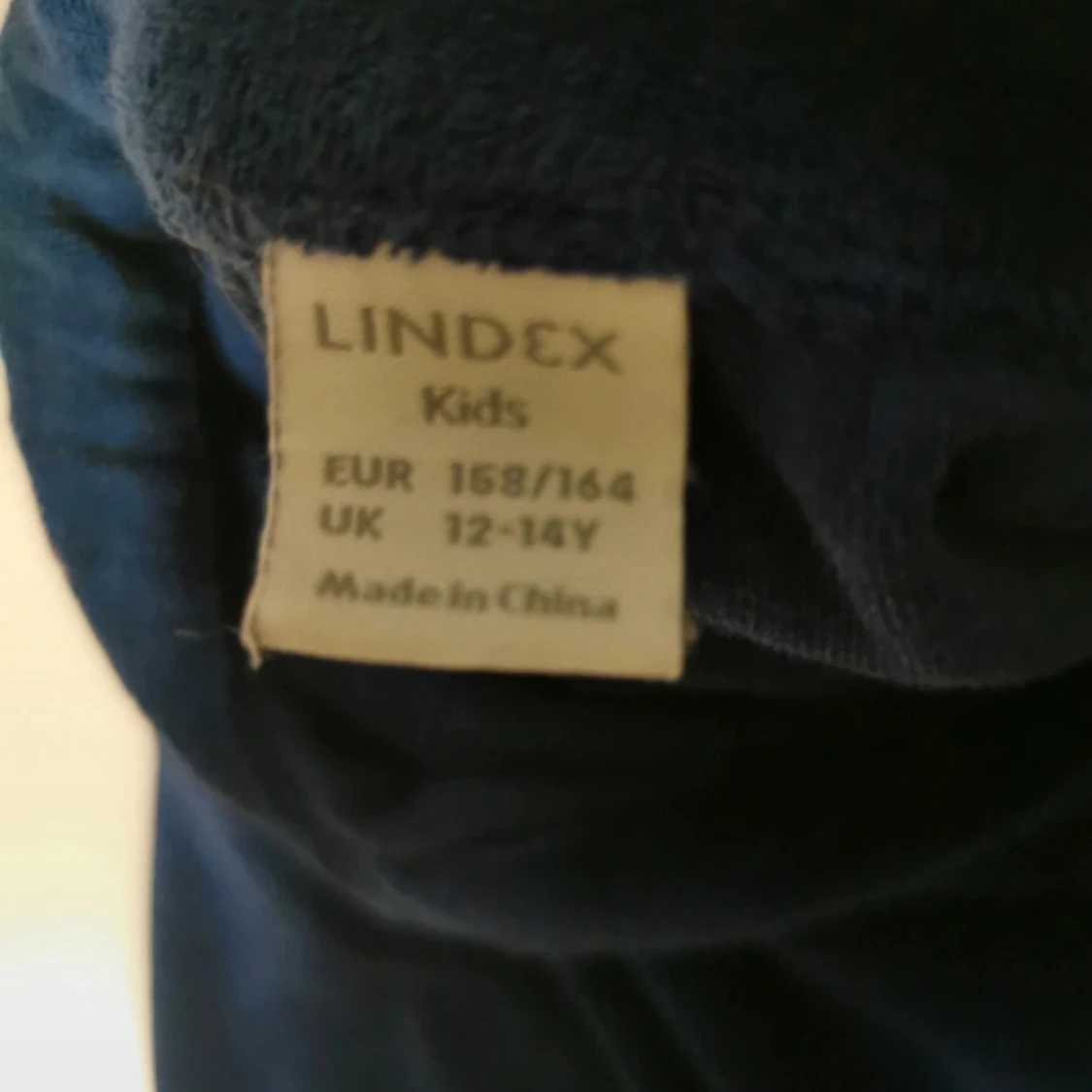 Blå t-shirt med krage från Lindex - 4
