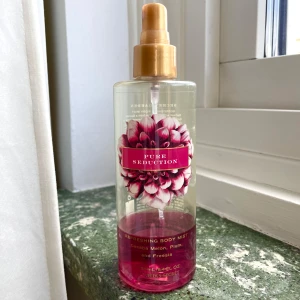 Pure seduction Body mist från Victoria’s Secret  - Pure seduction från Victoria’s secret.