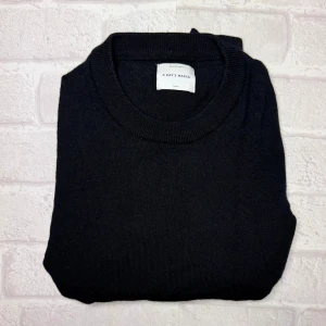 100% Merinoull Tröja - | Riktigt fin tröja från A days March i 100 merino | Riktigt fint skick | Storlek S |Pris 200 |