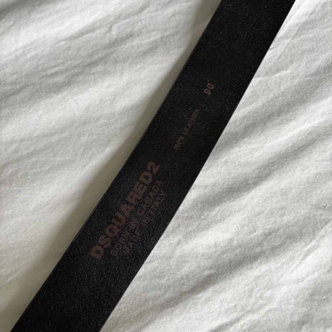 Svart skärp från Dsquared2 med ICON-spänne - 1