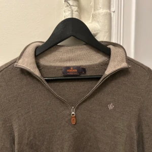 Morris half zip - Morris🤩|storlek M| jättefint skick🤩🤩🤩| inga defekter❌❌❌|äkta| skriv vid minsta fråga😁😁😁