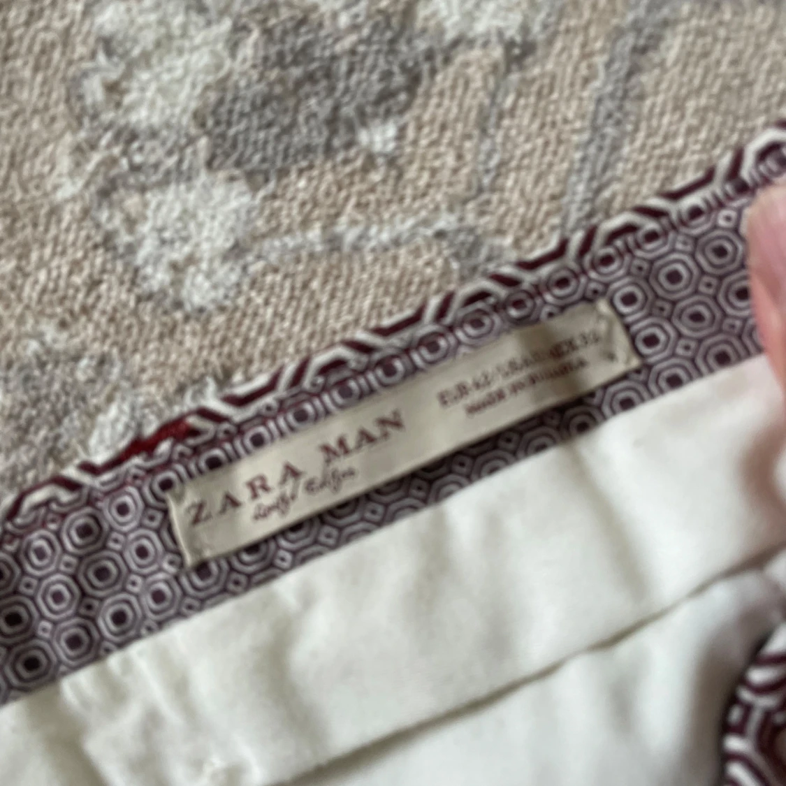 Bruna mönstrade shorts från Zara Man - 2