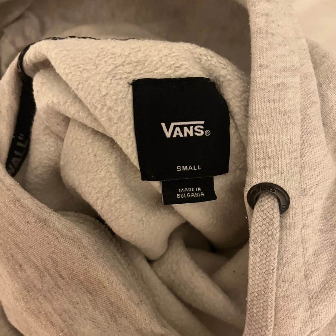 Ljusgrå hoodie från Vans - 2