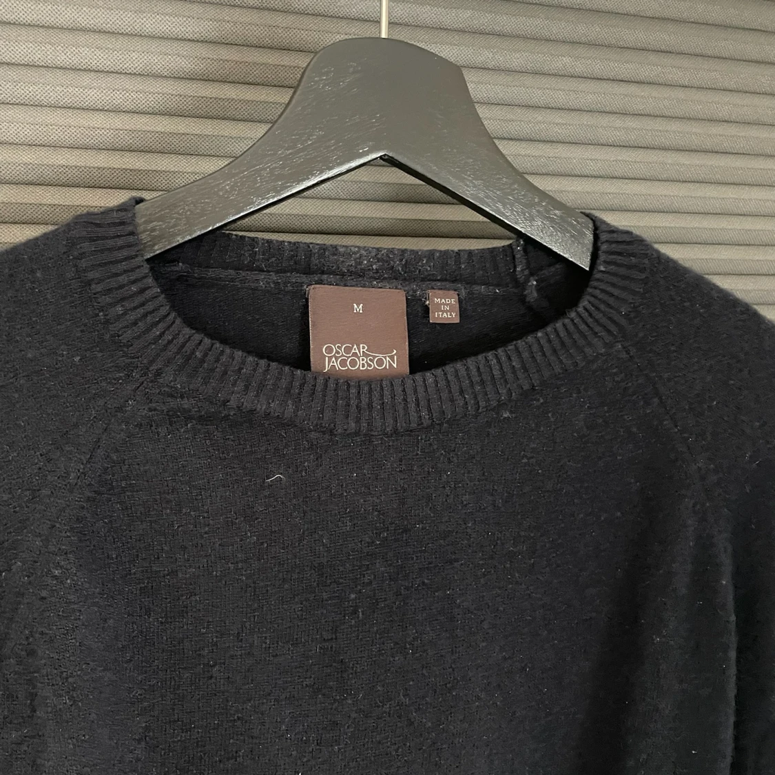 Marinblå ulltröja från Oscar Jacobson - 1