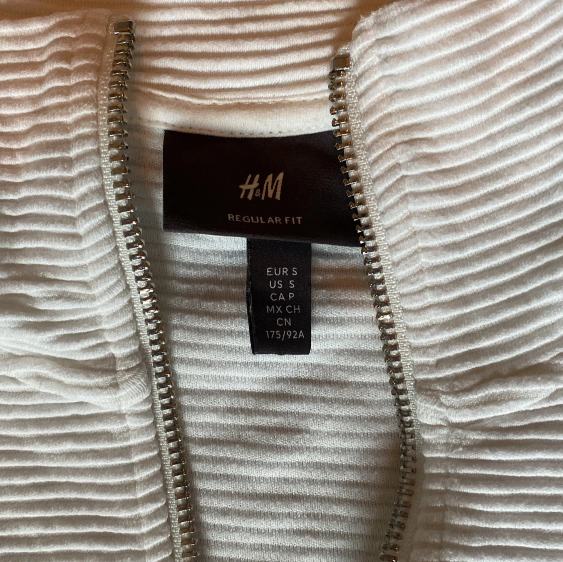 Vit Half zip tröja från H&M - 3