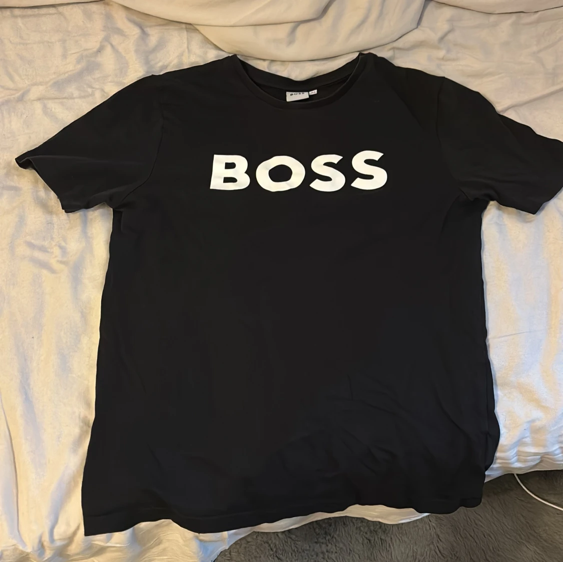 Svart t-shirt från BOSS