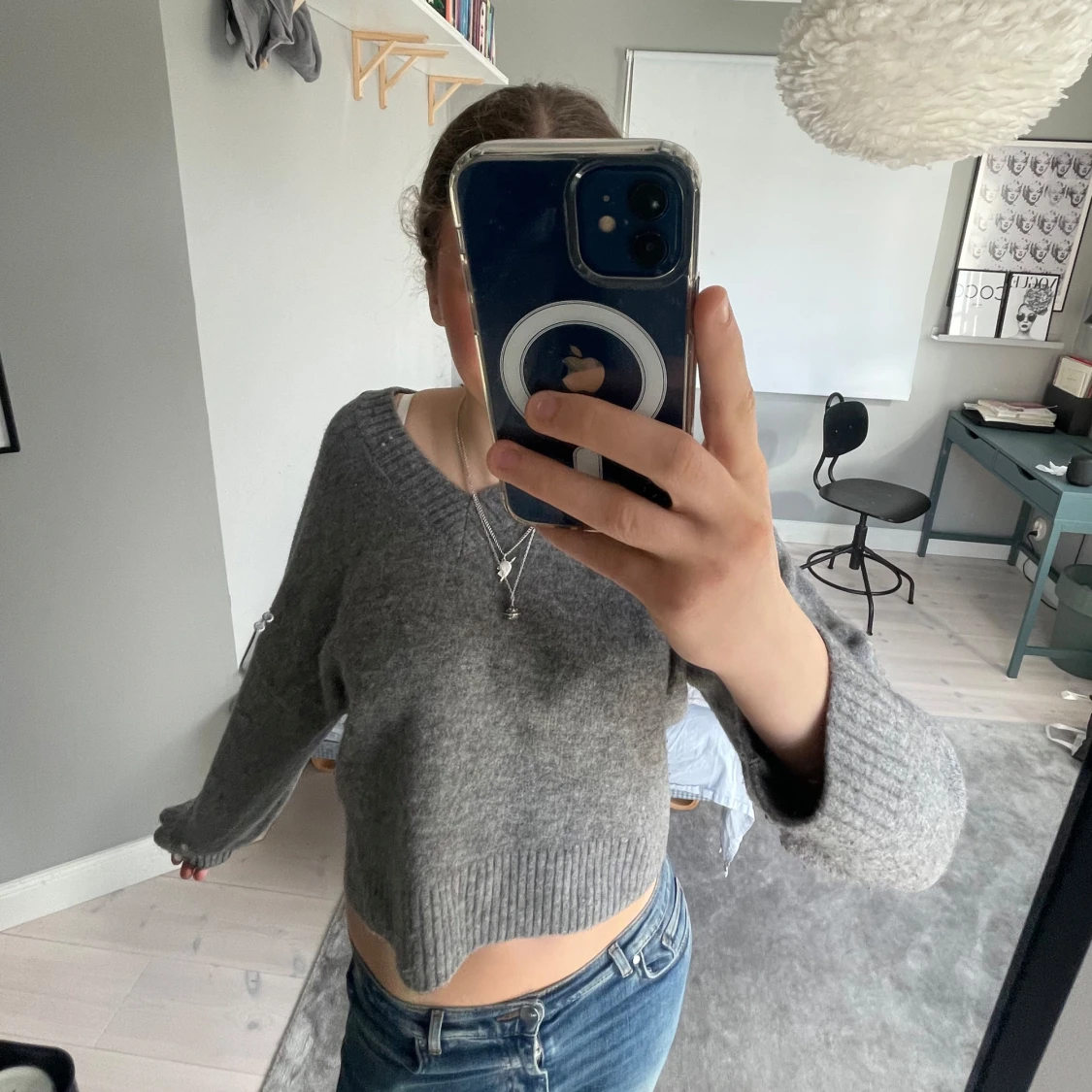 Grå croppad stickad tröja - 2