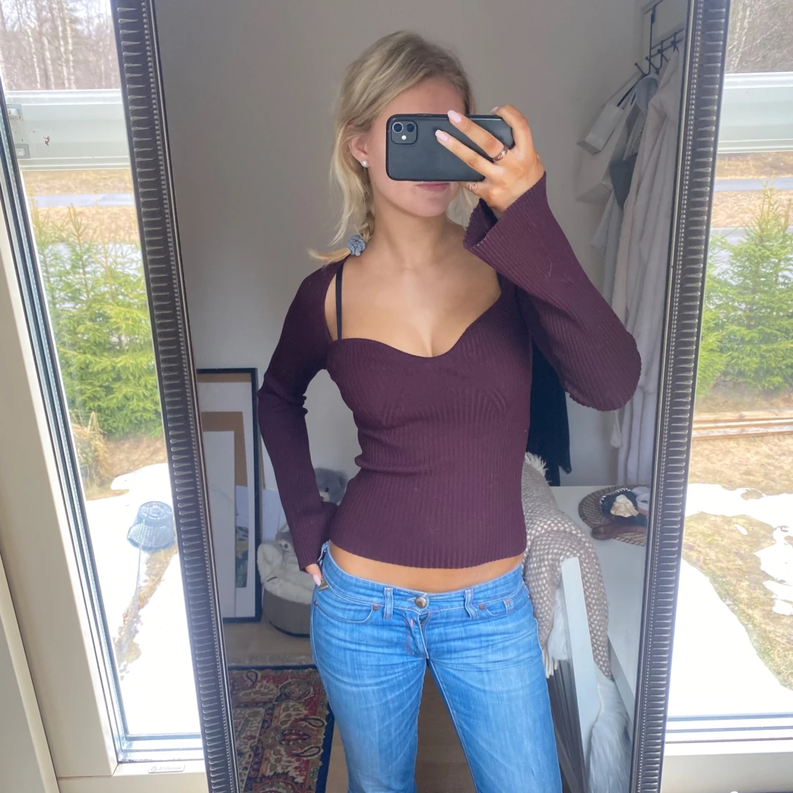 Långärmad röd tröja  - 1