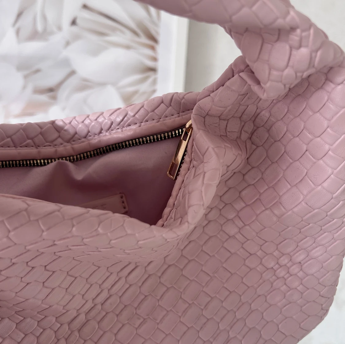 Rosa handväska  - 1