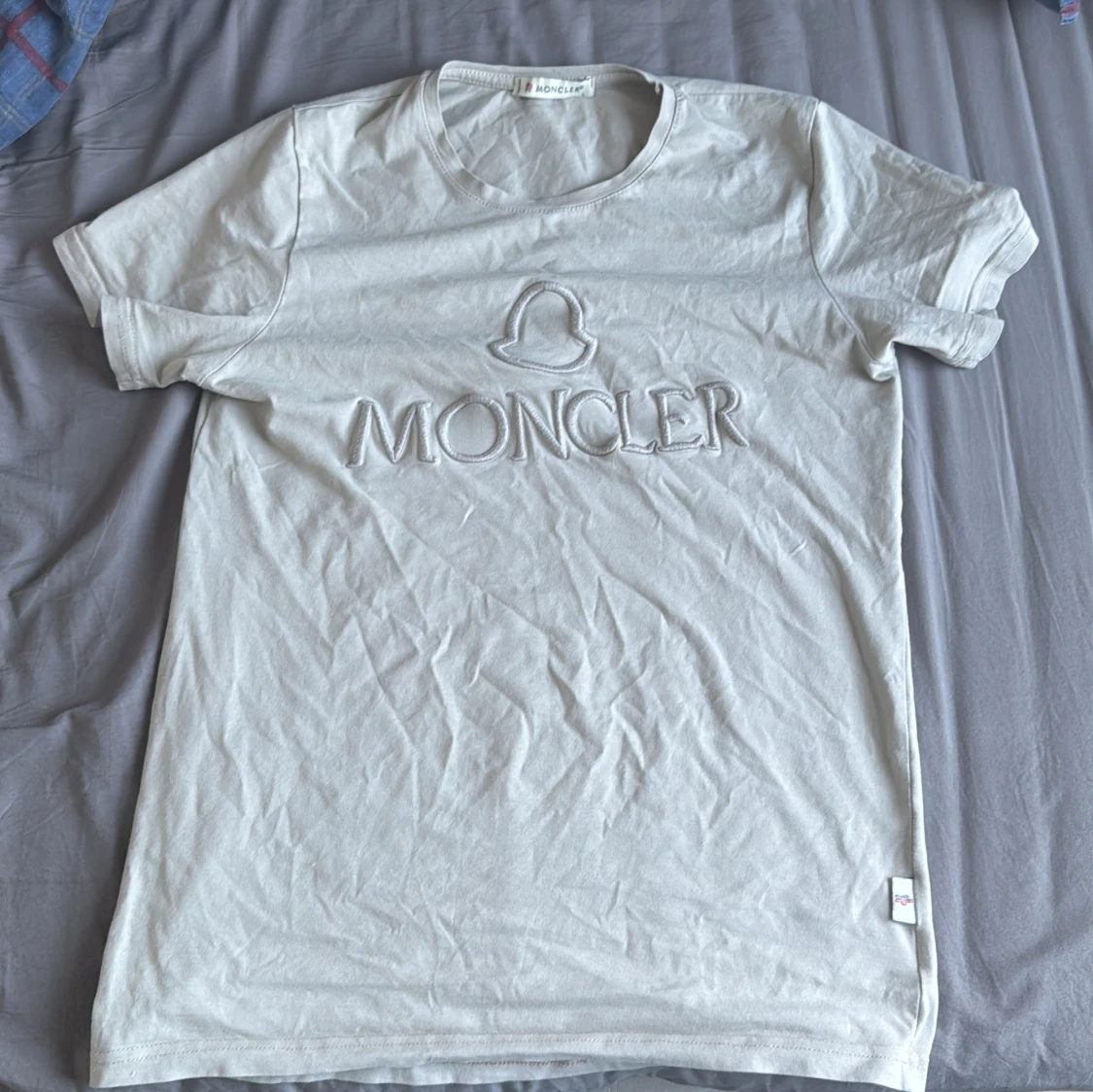 Moncler T-shirt