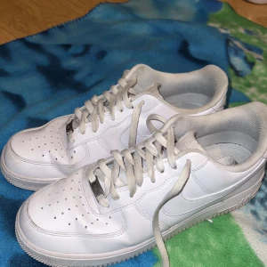 Air Force 1 shoes  - In good condition/ bra har ba haft det i 2 månader 