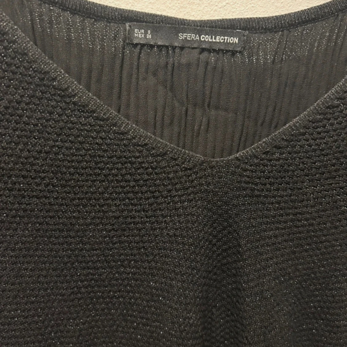 Svart stickad tröja Sfera Collection - 3