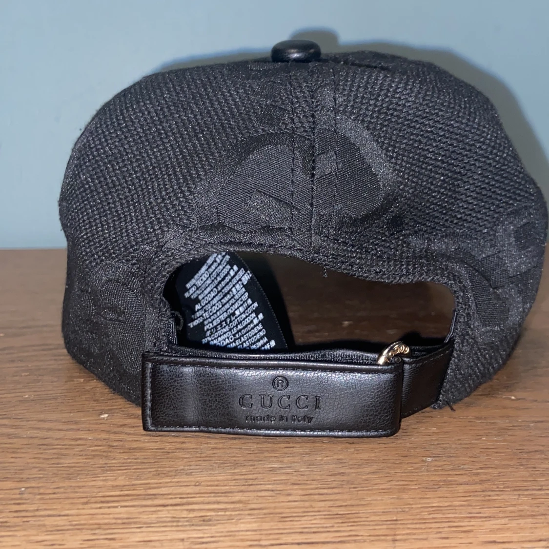 Svart keps från Gucci med GG-mönster - 2