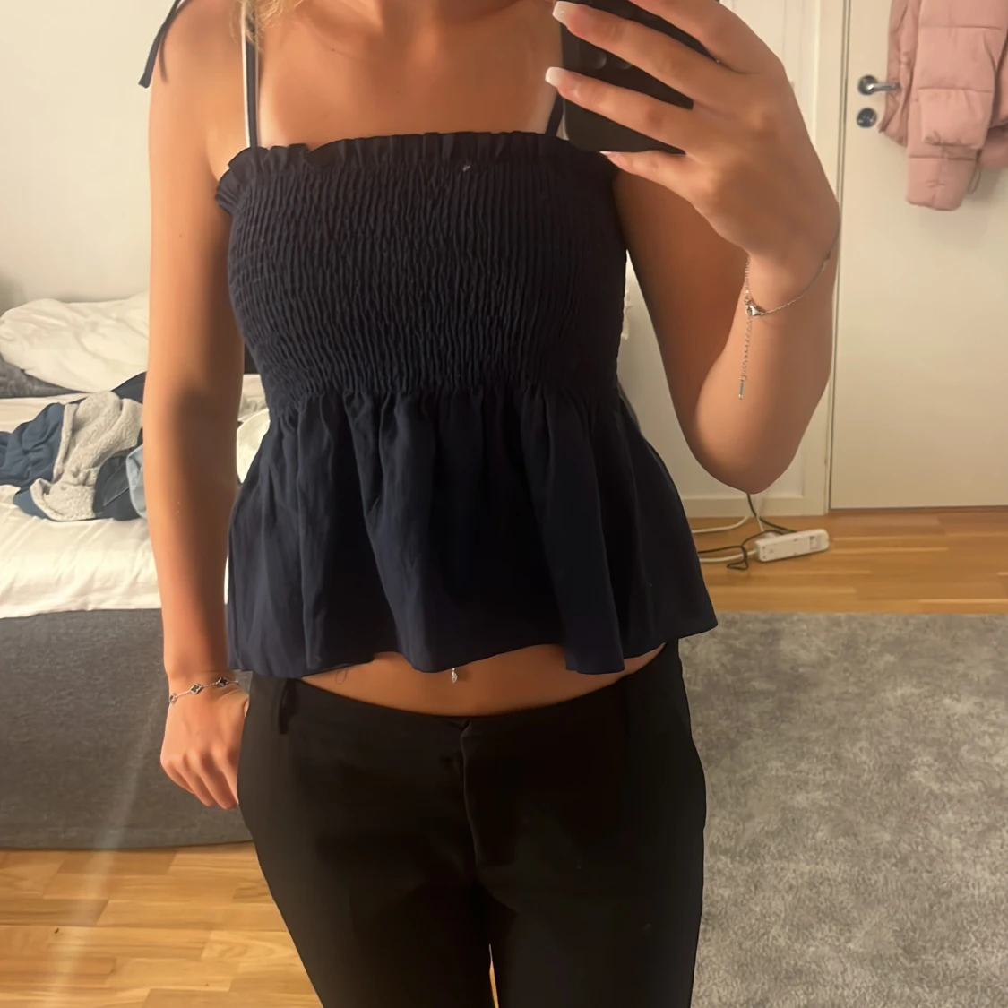 Mörkblå linnetopp ifrån SHEIN  - 1