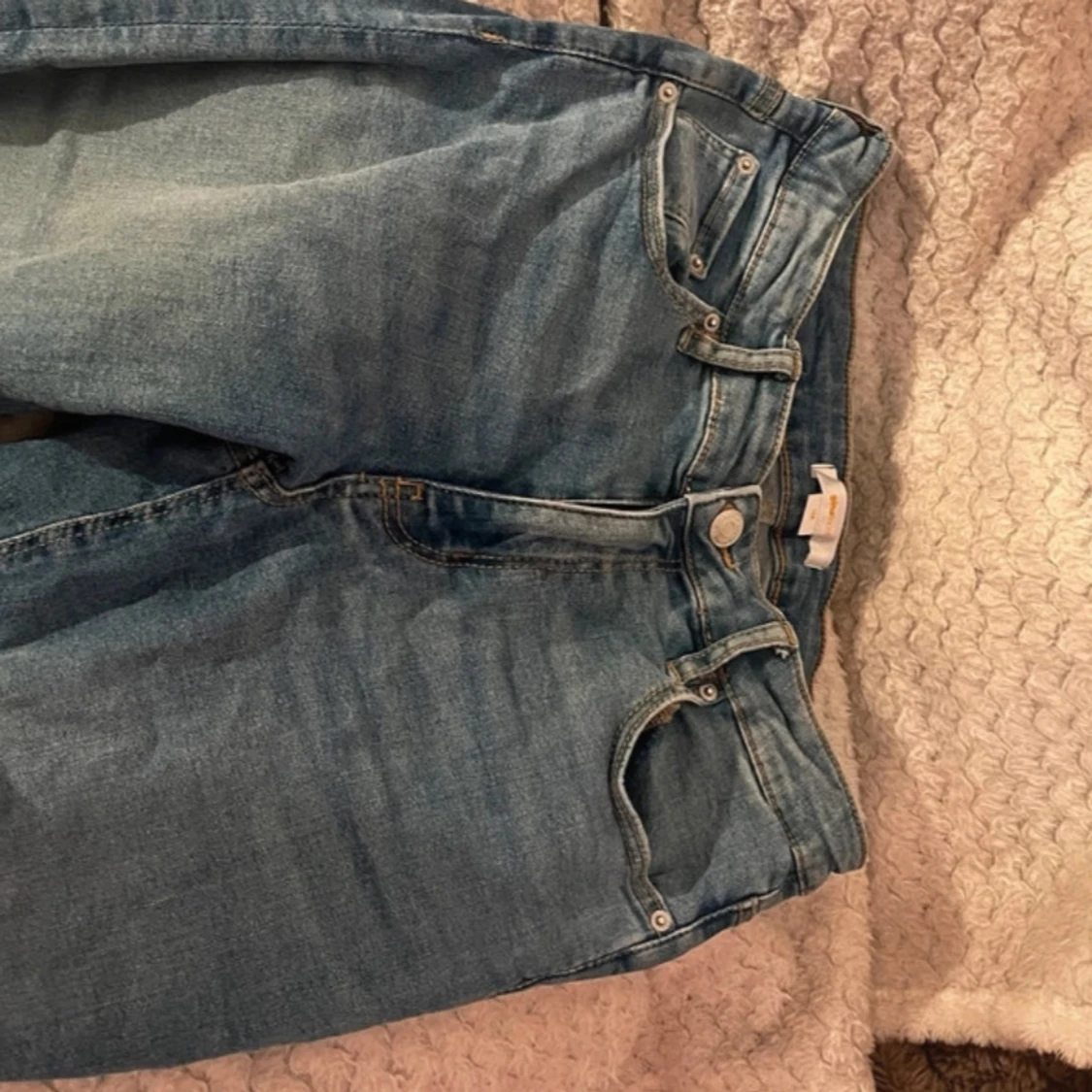 Blå bootcut jeans med ficklock - 2