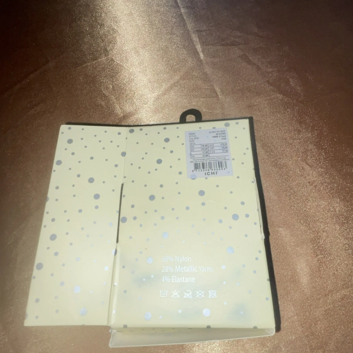 Glittriga strumpor från ICHI - 2