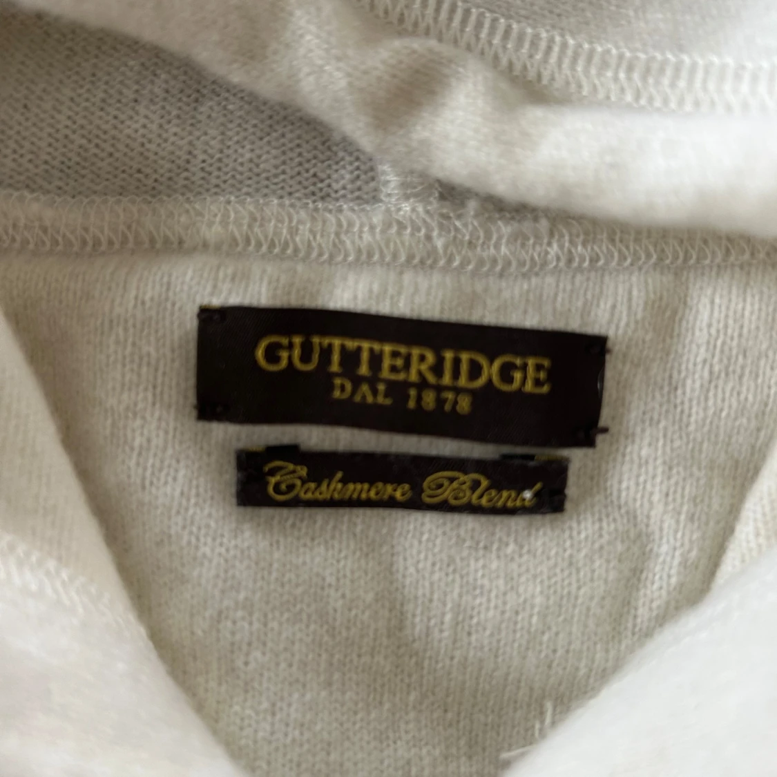 Vit hoodie i kashmirblandning Gutteridge - 1