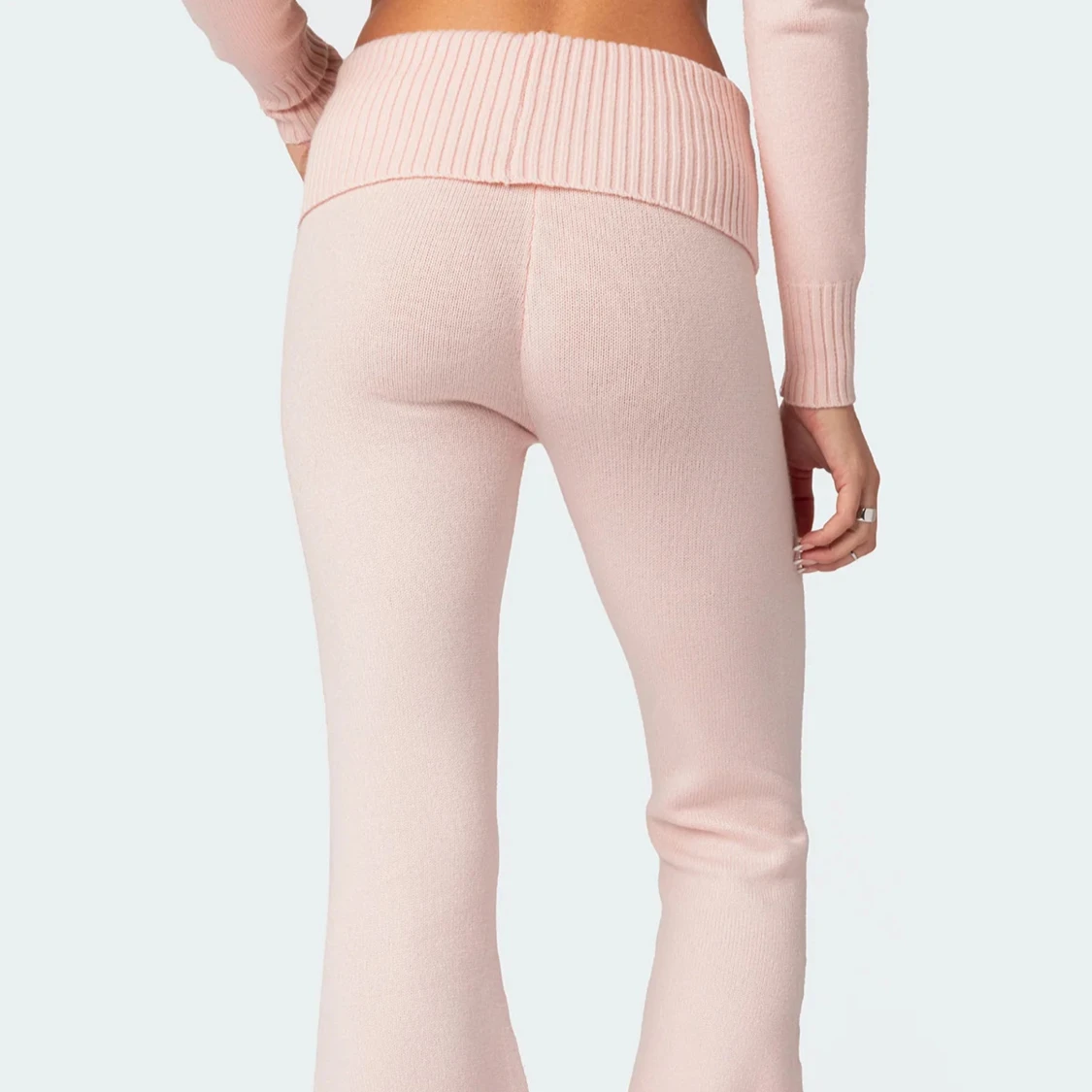 Ljusrosa stickade bootcut byxor - 2