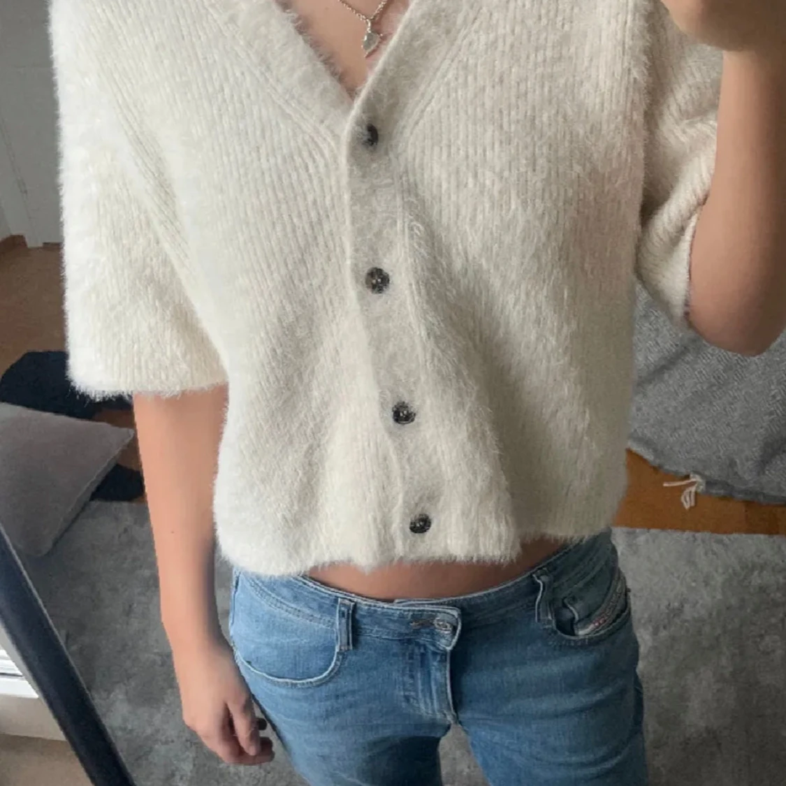 Vit croppad kofta med knappar - 2