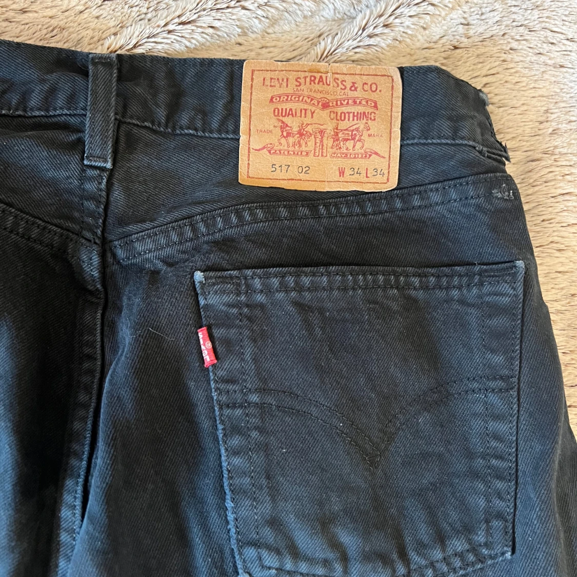 Svarta Levi's jeans - 2