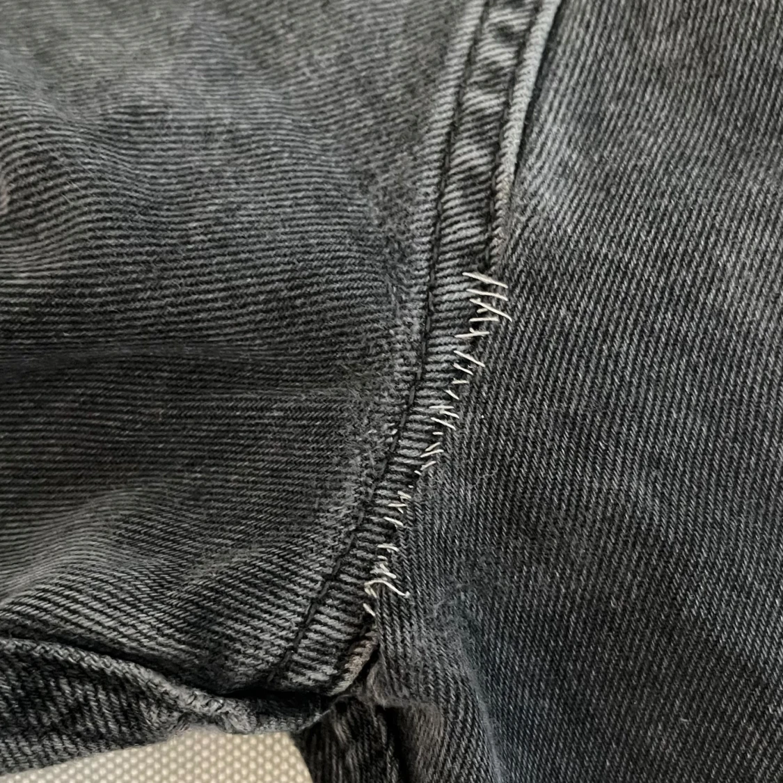 Grå straight herrjeans  - 3