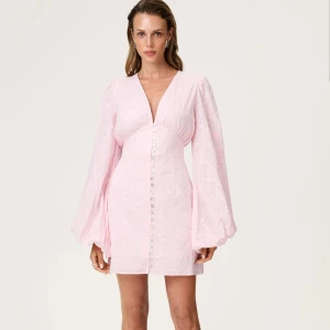 Adoore florence dress - Superfin ny klänning från adoore, helt slutsåld på hemsidan och helt oanvänd💖