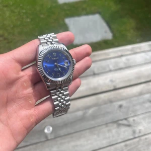 Seiko mod 39mm  - Extra länkar medföljer självklart. Aldrig använt beställde fel därför vill jag sälja den. 