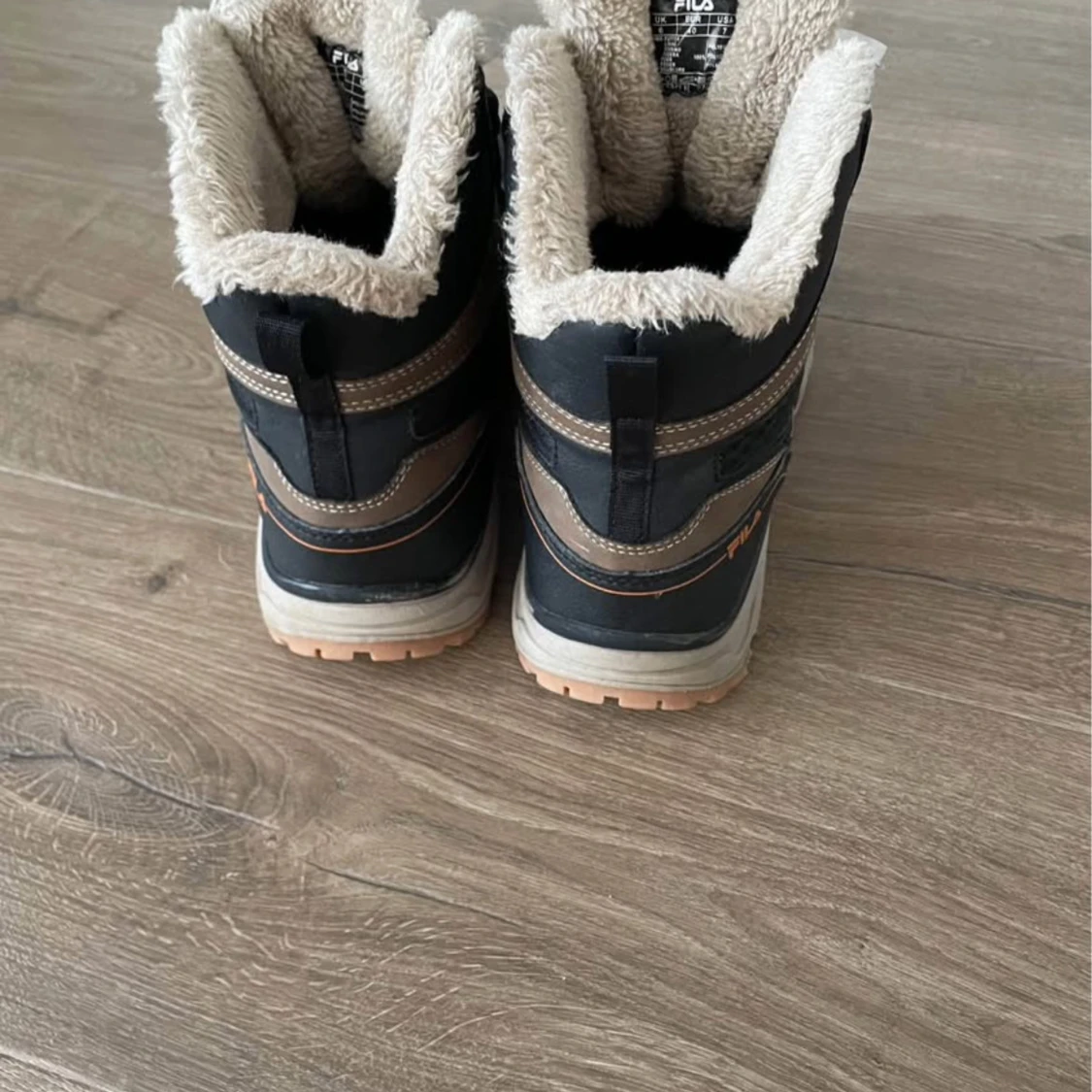 Svarta vinterboots från Fila, stl 40 - 1