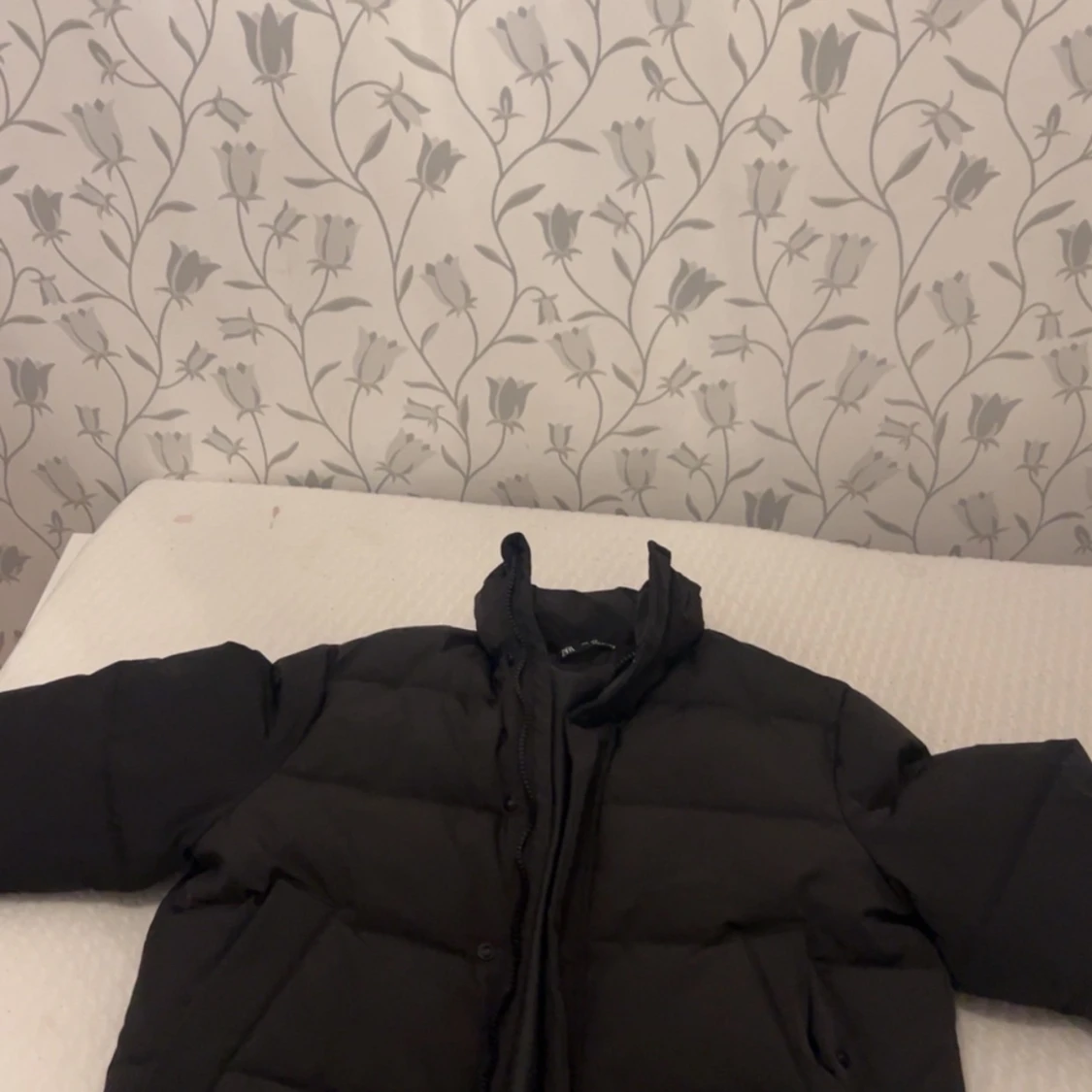 Svart pufferjacka från ZARA, M - 4