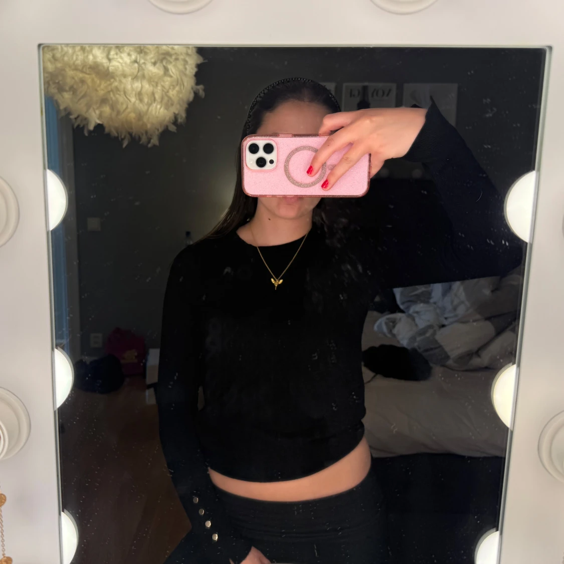 Svart långärmad tröja  - 1