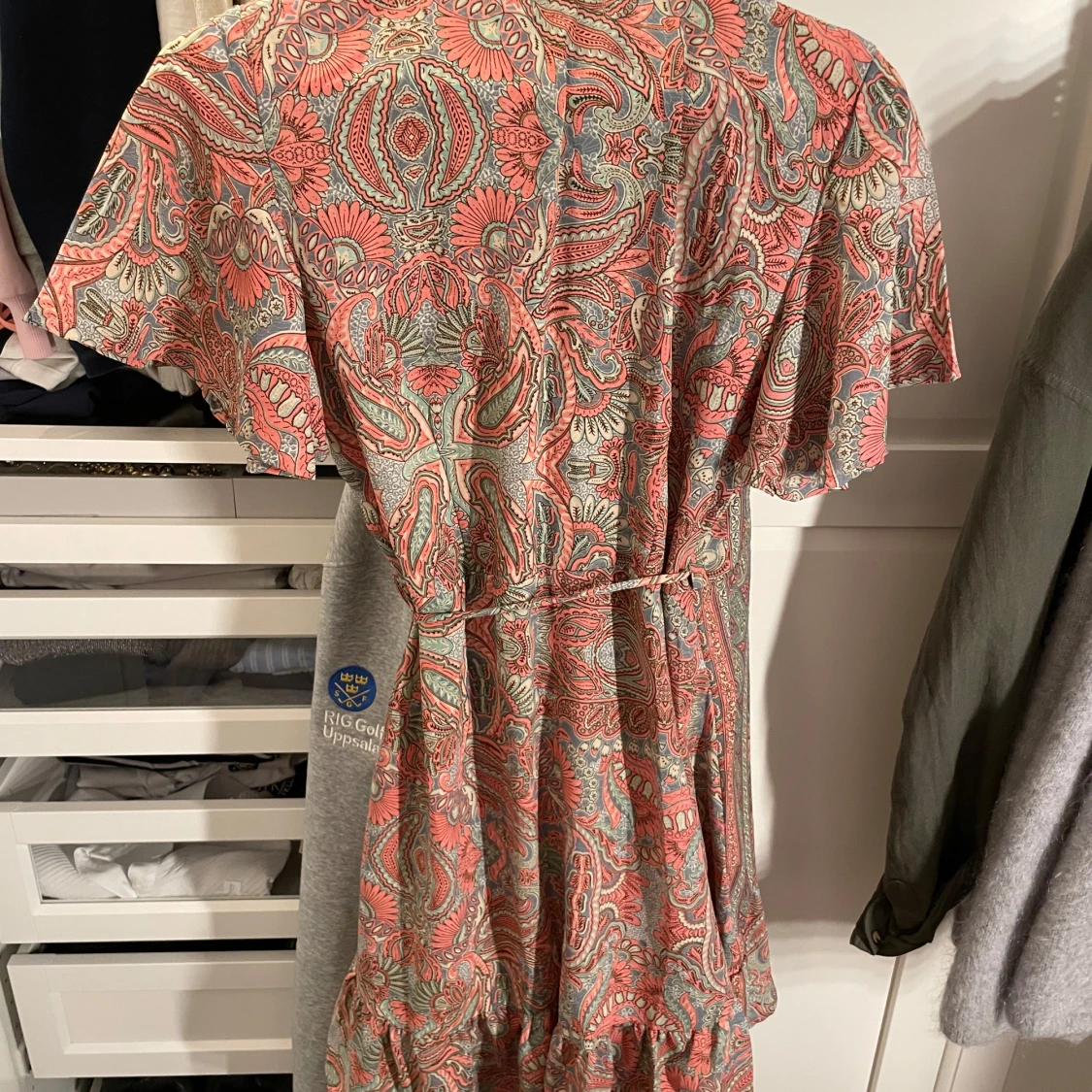 Så fin mönstrad klänning  - 3