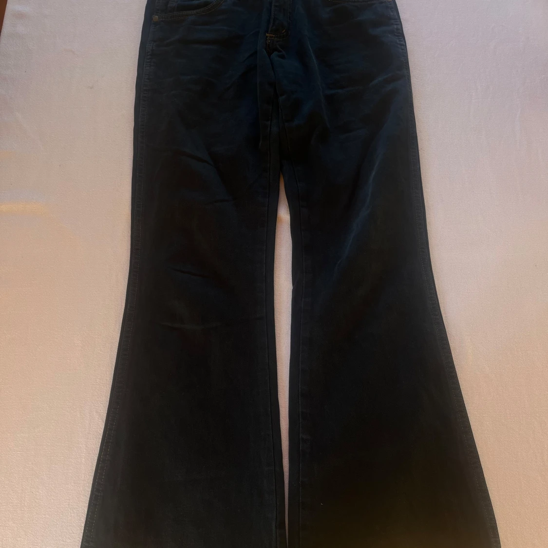 Lågmidjade jeans från Crocker