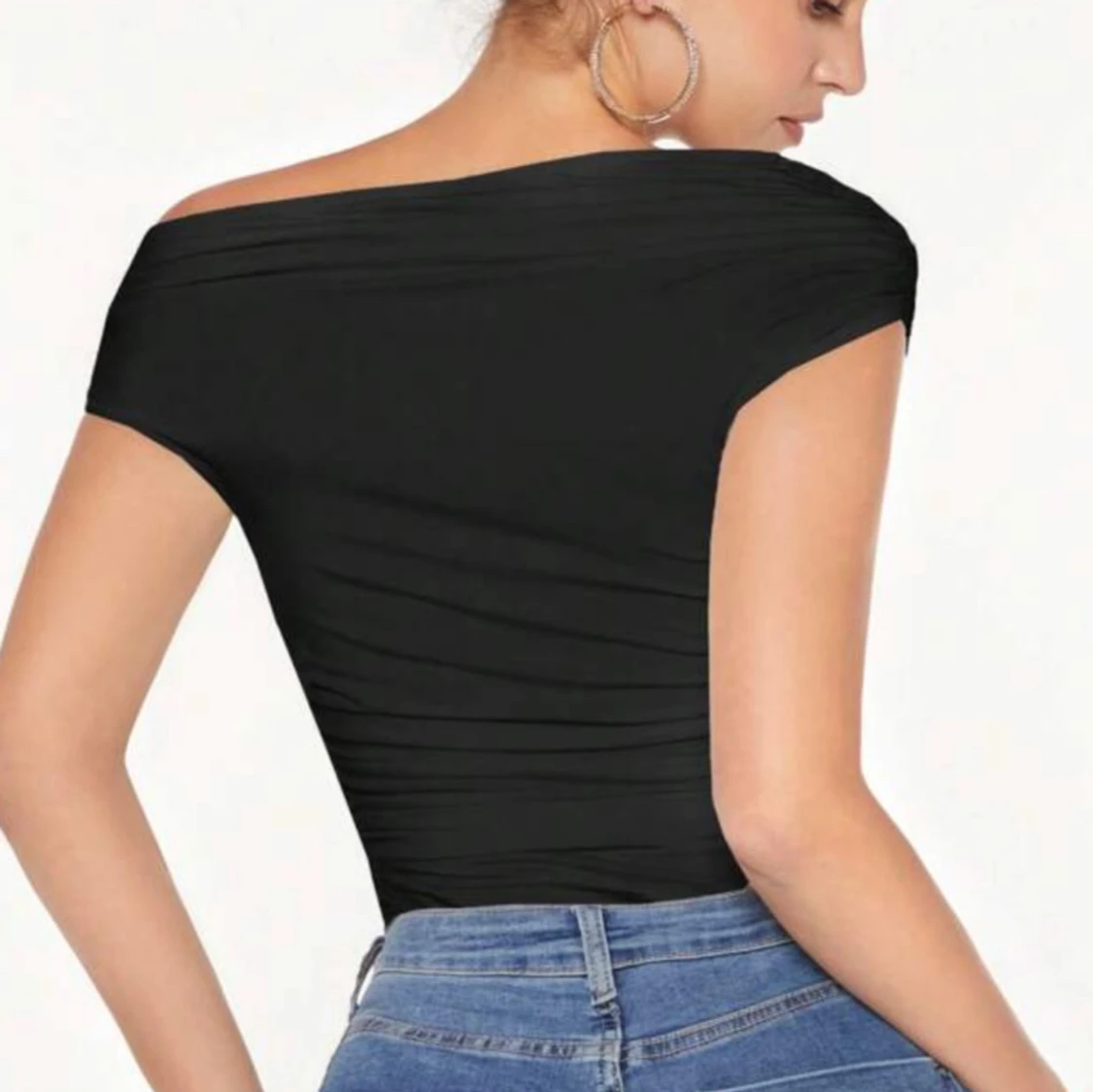 Svart offshoulder topp - 1