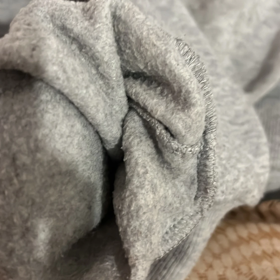 Grå sweatshirt i mjuk bomull - 1