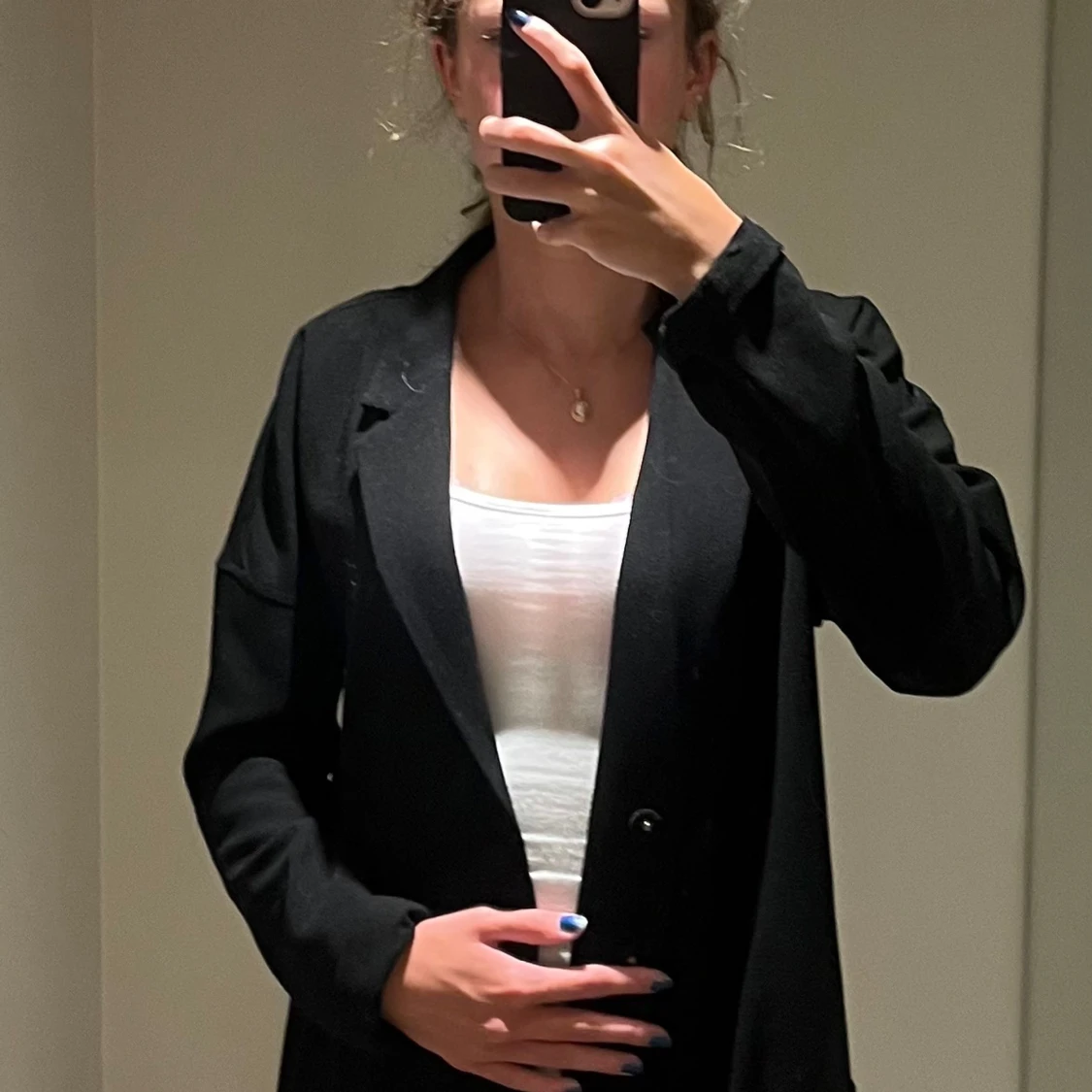 Svart kappa från .Objekt