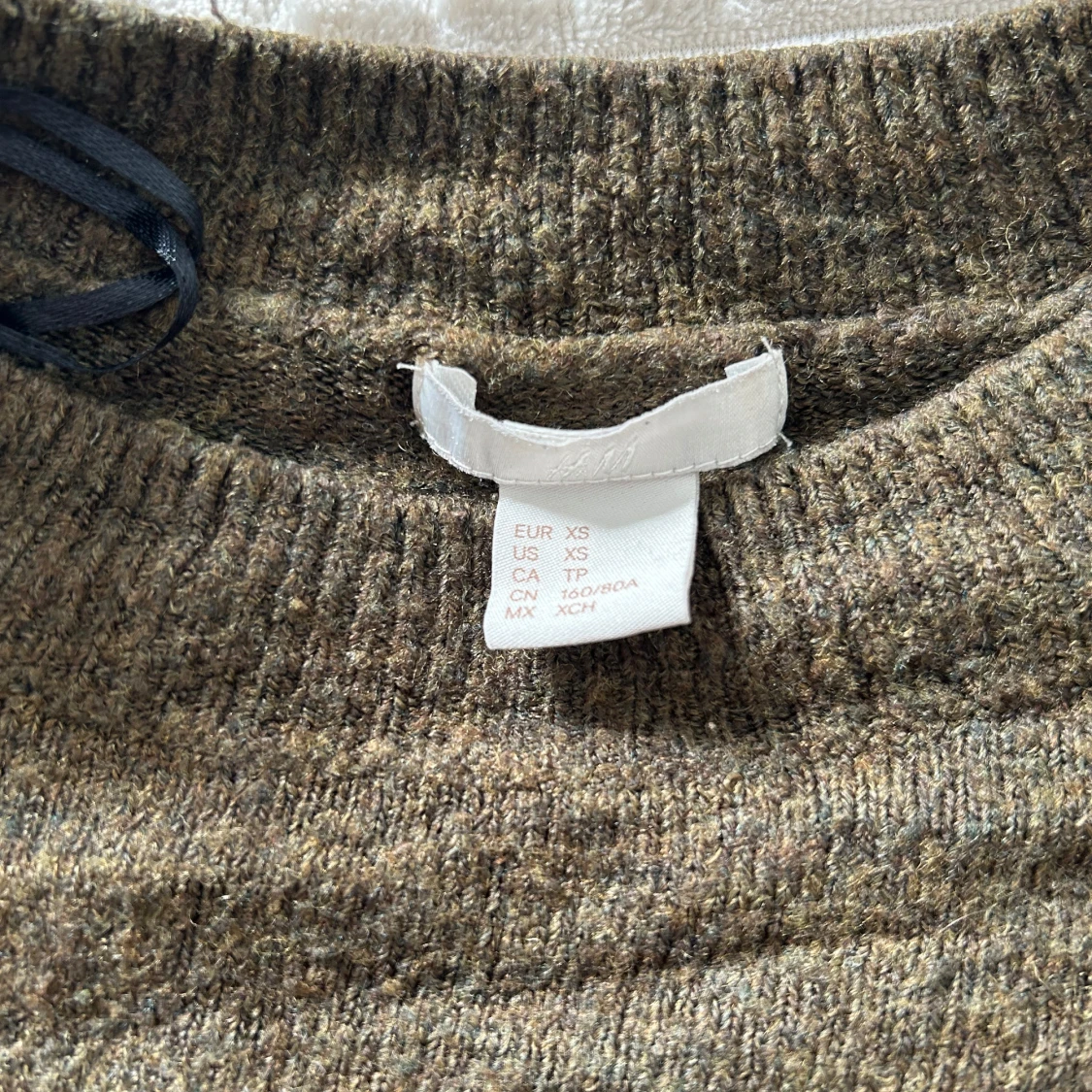 Grön stickad tröja från H&M - 1