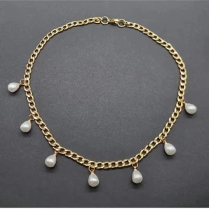 Handgjort halsband  - Rostfritt stål med pärlor 