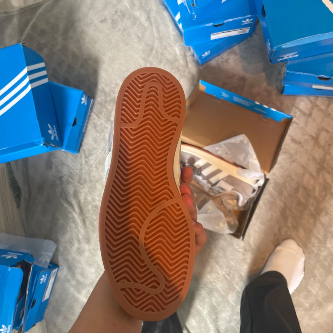 𝗔𝗱𝗶𝗱𝗮𝘀 𝗖𝗮𝗺𝗽𝘂𝘀 00 - 3