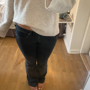 Lågmidjade jeans  - ❣️