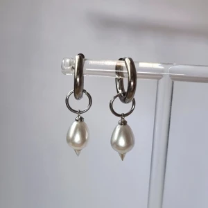 Handgjorda örhängen  - Rostfritt stål, Längd-3cm